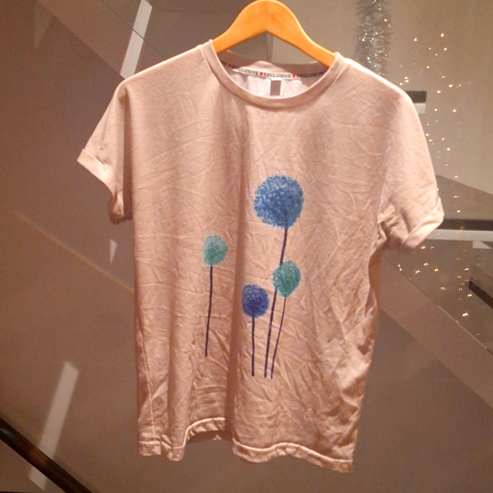 Cream T